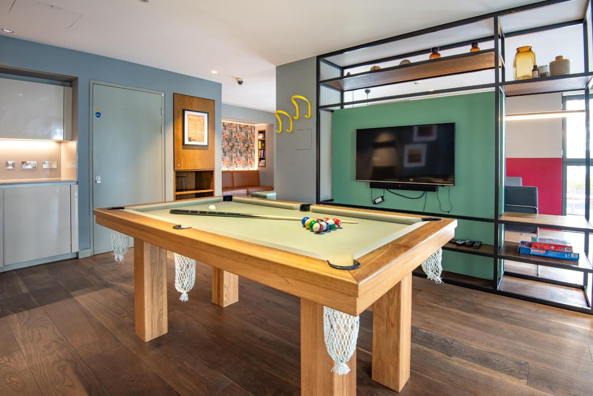 Montana - Modern Comfort & Prime Location Appartamento Londra