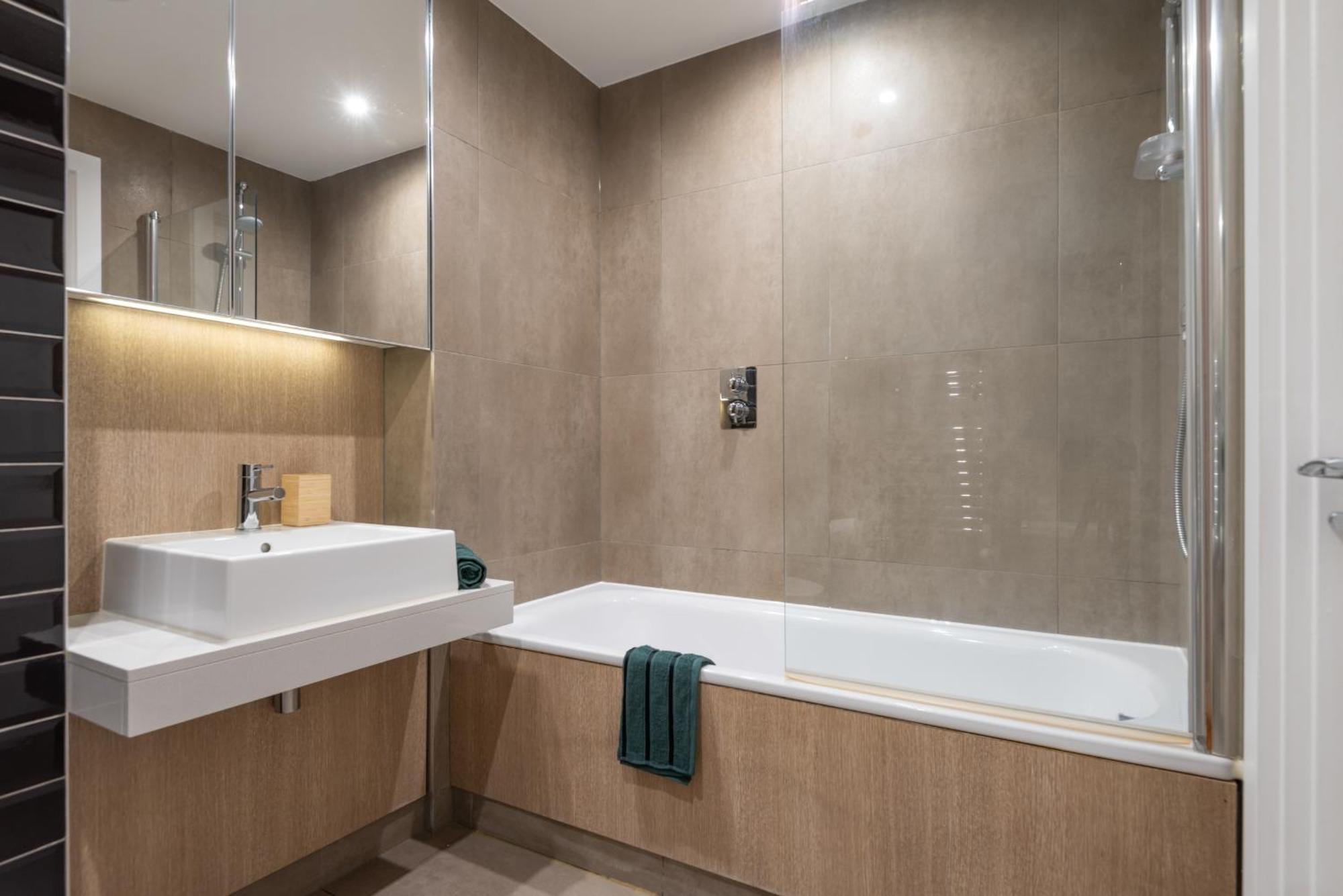 Appartamento Montana - Modern Comfort & Prime Location *