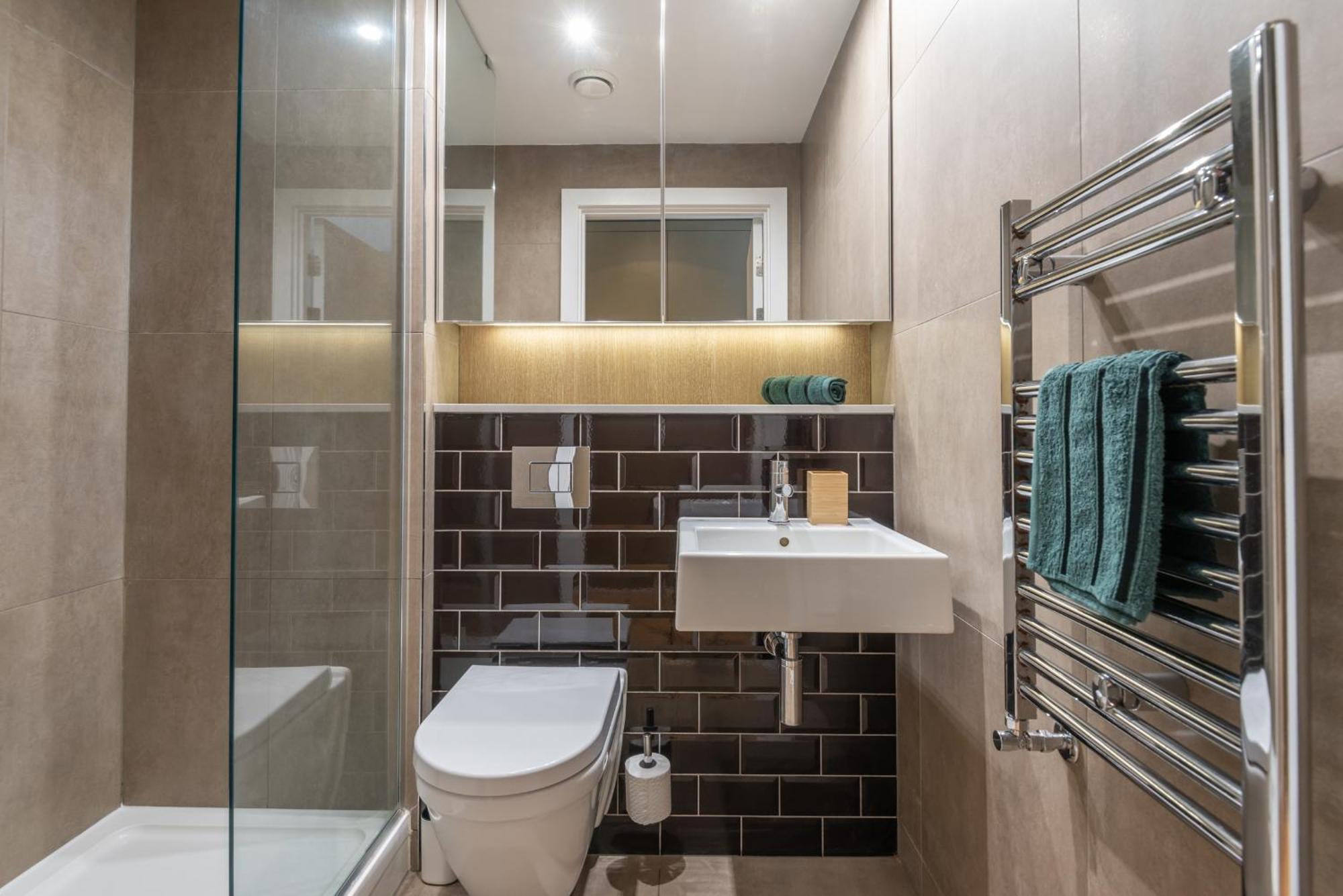 Montana - Modern Comfort & Prime Location Appartamento *
